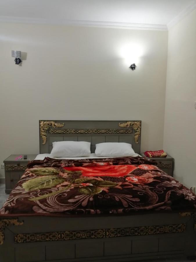 Star Hotel Lahore Exteriér fotografie